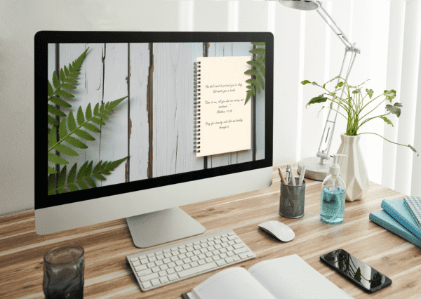 30 Day Auto Changing Christian Devotion 4K Wallpapers – Battling Anxiety or Fear with Ferns and Notepad - Image 4