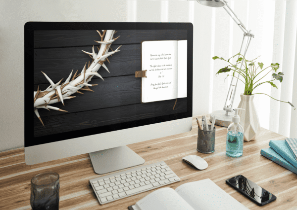 30 Day Auto Changing Christian Devotional 4K Wallpapers – Dealing with Depression Theme Featuring Thorny Crown - Image 3