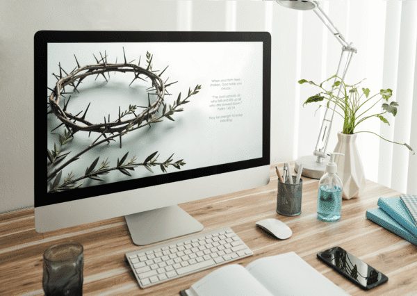 30 Day Auto Changing Christian Devotional 4K Wallpapers – Rebuilding Faith After Disappointment with Crown of Thorns Theme - Image 3